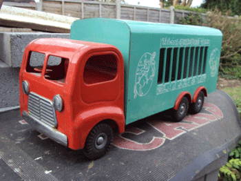 triang lorry